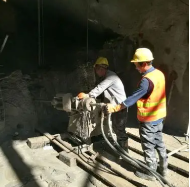 番禺水下抗分散灌浆料特点 水下不分散注浆料介绍